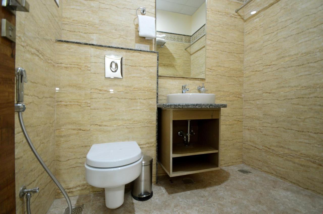 Kapish Home-All Pure Veg ชัยปุระ ภายนอก รูปภาพ